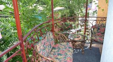 Фотографии Гостиница Guest House na Revolutsii г. Евпатория Крым (Россия) №2 Фото Гостиница Guest House na Revolutsii г. Евпатория 2