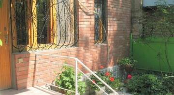 Фотографии Гостиница Guest House na Revolutsii г. Евпатория Крым (Россия) №4 Фото Гостиница Guest House na Revolutsii г. Евпатория 4