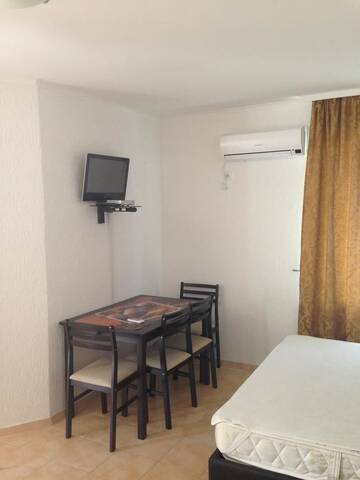 Фото номера Большой двухместный номер с 1 кроватью Гостиница Apartment Komsomolskaya г. Евпатория 9