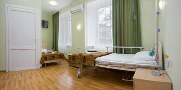 Фото номера Номер для маломобильных групп Гостиница Санаторий «Таврия» г. Евпатория 2