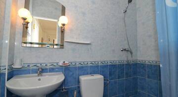 Фото номера Улучшенный семейный номер Гостиница Guest House Valentina г. Евпатория 13