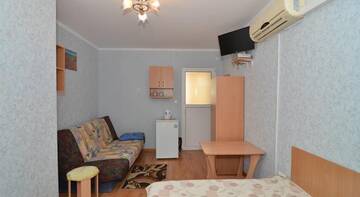Фото номера Семейный номер с душем Гостиница Guest House Valentina г. Евпатория 27