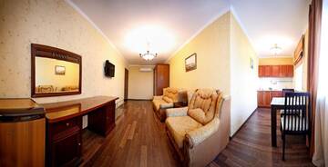 Фото номера Люкс с 1 спальней Гостевой дом Raffinad MiniHotel г. Евпатория 12