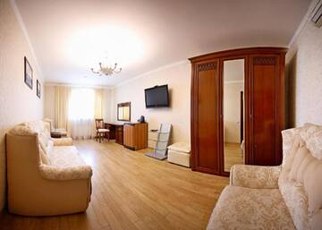 Фото номера Люкс с 1 спальней Гостевой дом Raffinad MiniHotel г. Евпатория 16
