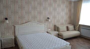 Фото номера Четырехместный номер с балконом Гостиница Guest House Liliya г. Евпатория 2