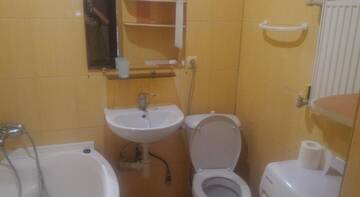 Фото номера Четырехместный номер  Гостиница Guest House Victoria г. Евпатория 5