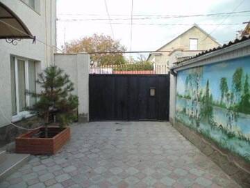 Фото номера Дом с 8 спальнями Гостиница Guest House na Revolutsii г. Евпатория 17