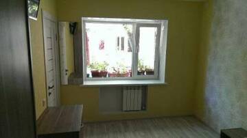 Фото номера Трехместный номер с общим туалетом Гостиница Guest House Iris г. Евпатория 12