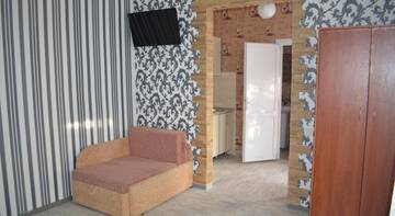 Фото номера Семейный номер с душем Гостевой дом Kirova Holiday Homes г. Евпатория 2