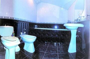 Фото номера Дом с 3 спальнями Гостевой дом Kirova Holiday Homes г. Евпатория 3