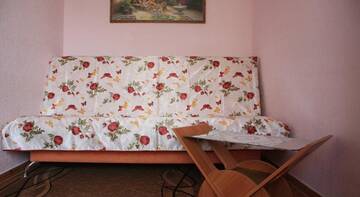 Фото номера Дом с 2 спальнями Гостевой дом Kirova Holiday Homes г. Евпатория 10